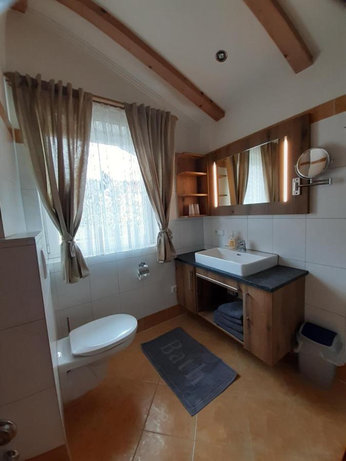 Appartement Alexandra Neukirchen am Großvenediger Esterno foto